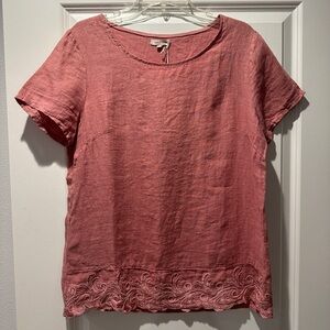 Lina Tomei Linen Top NWT
Beautiful color!
PTP 22”
Length 27”